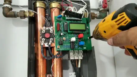 Reparación y mantenimiento de calentadores Titán en Guatemala 4